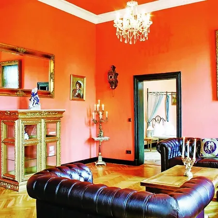Отель Schloss Mit Pool 4*