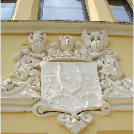 Отель Schloss Mit Pool