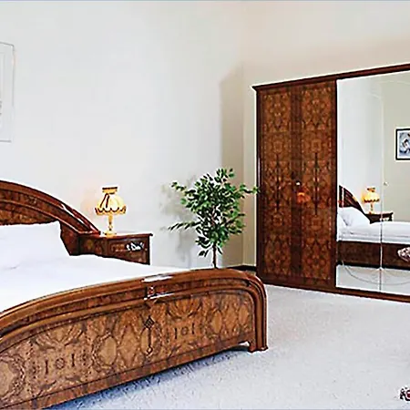 Отель Schloss Mit Pool 4*